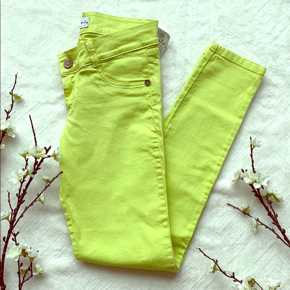 Colombian Jeans - Picture 1 of 16